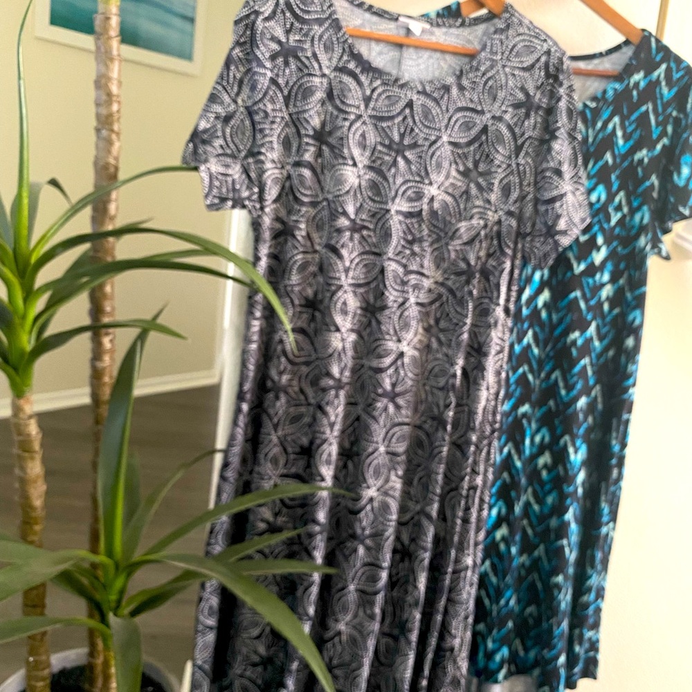 LulaRoe bundle 2 large Carly dresses in black prints